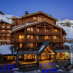 4* Aparthotel Val 2400
